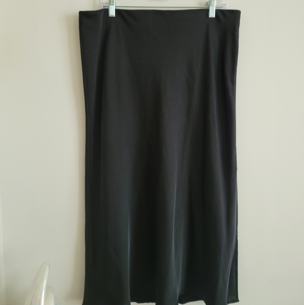 black midi a-line satin slip skirt, XL